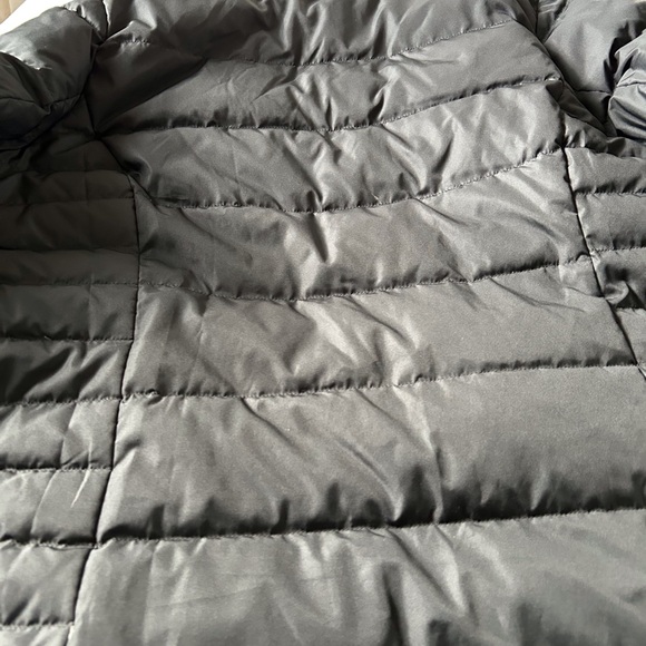 Women’s Land’s End Black Down Jacket. Size Large. Like New Condition - Picture 8 of 12